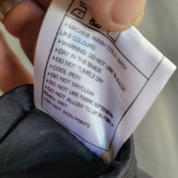 2XU Women's Compression Active Bottoms Size M - Picture 6 of 8